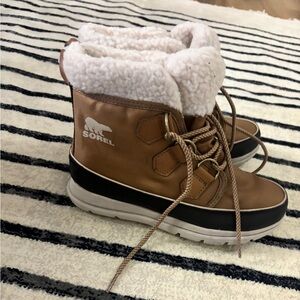 Sorel Womens Explorer Carnival Waterproof Insulated Winter Boots in Elk Size 6